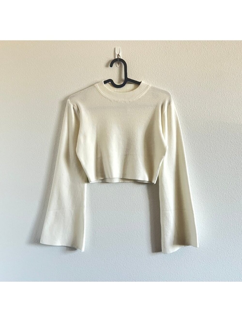 NWT Petal+Pup Cream Flare Sleeve Cropped Knit Sweater XS/S Minimalist Clean Girl